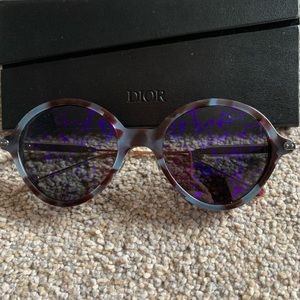 Authentic fashion Dior Sunglasses, new in case
